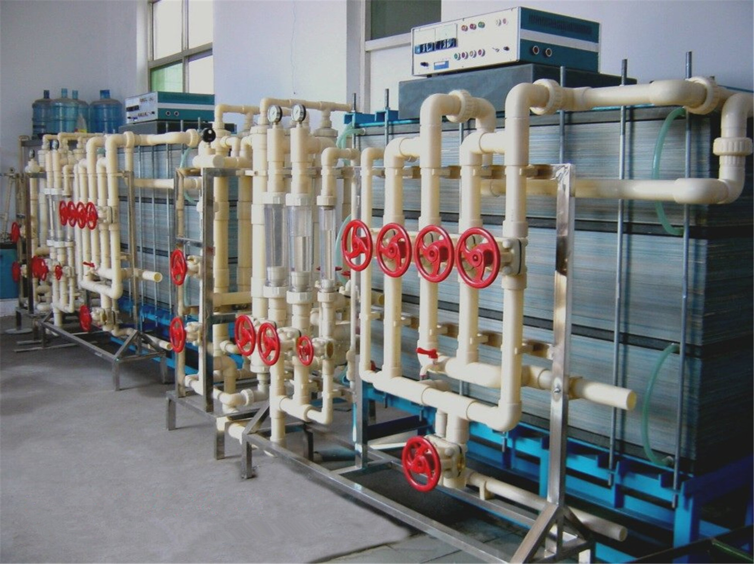 10吨电渗析设备